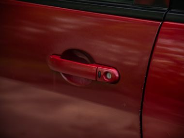 Nissan Tiida 2011 года, 189 492 км - вид 15