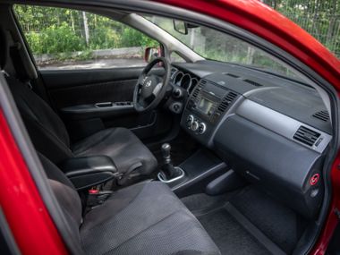 Nissan Tiida 2011 года, 189 492 км - вид 13