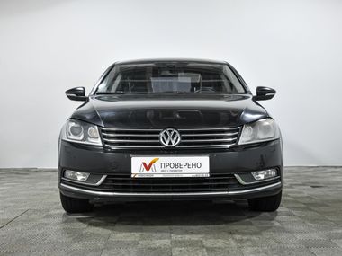 Volkswagen Passat 2013 года, 214 766 км - вид 3