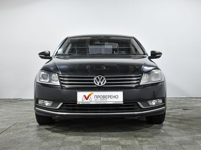 Volkswagen Passat 2013 года, 214 766 км - вид 3