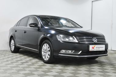 Volkswagen Passat 2013 года, 214 766 км - вид 3