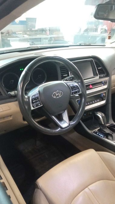 Hyundai Sonata 2018 года, 87 057 км - вид 5