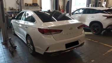 Hyundai Sonata 2018 года, 87 057 км - вид 4