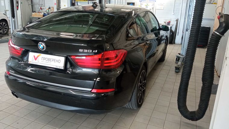 BMW 5 серия GT 2013 года, 231 752 км - вид 3