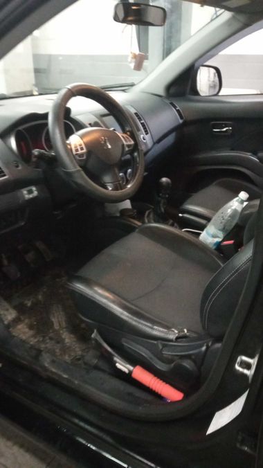 Peugeot 4007 2009 года, 211 562 км - вид 5