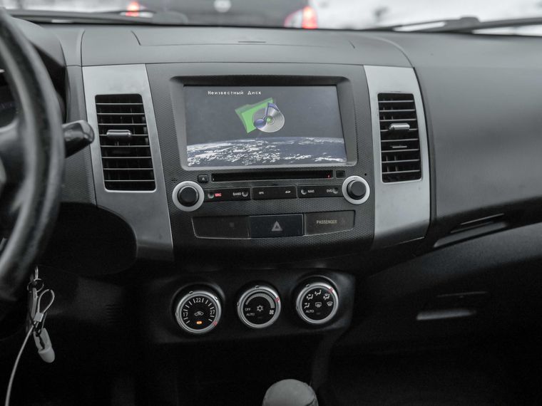 Peugeot 4007 2009 года, 211 562 км - вид 8