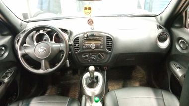 Nissan Juke 2012 года, 159 276 км - вид 5