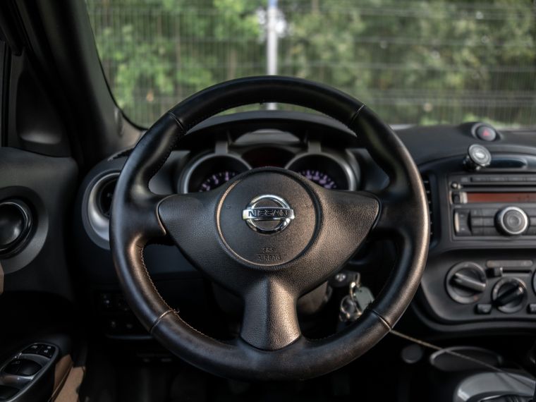 Nissan Juke 2012 года, 159 276 км - вид 6