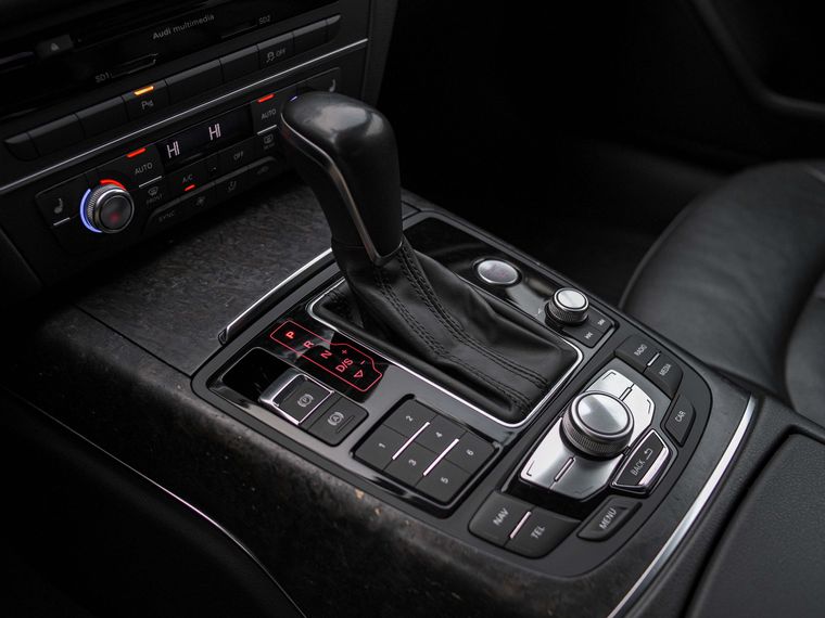 Audi A6 2017 года, 197 119 км - вид 10