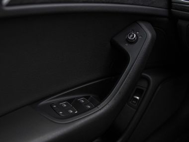 Audi A6 2017 года, 197 119 км - вид 11