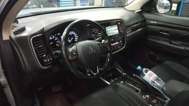 Mitsubishi Outlander 2017 года, 124 426 км - вид 5