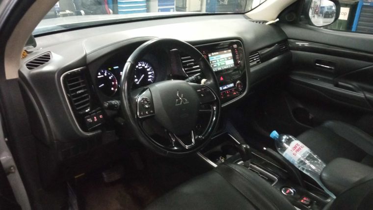 Mitsubishi Outlander 2017 года, 124 426 км - вид 5