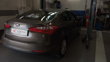 Kia Cerato 2015 года, 88 844 км - вид 3