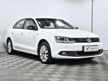 Volkswagen Jetta 2013 года, 159 370 км - вид 3