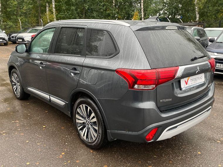 Mitsubishi Outlander 2018 года, 95 188 км - вид 7