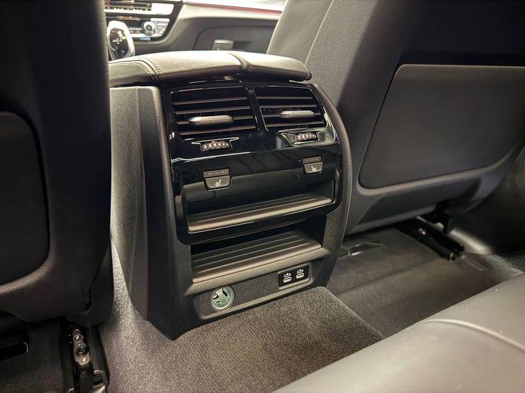 BMW 5 серия 2023 года, 18 438 км - вид 28