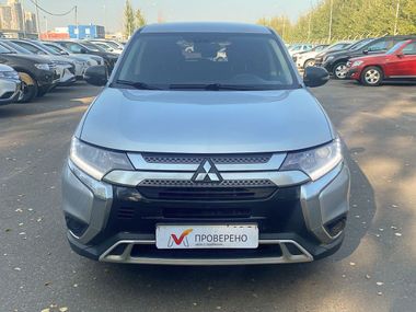 Mitsubishi Outlander 2018 года, 102 000 км - вид 3