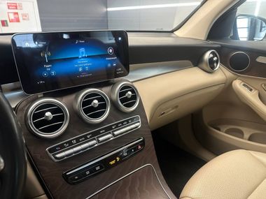 Mercedes-Benz GLC-класс 2019 года, 104 000 км - вид 18