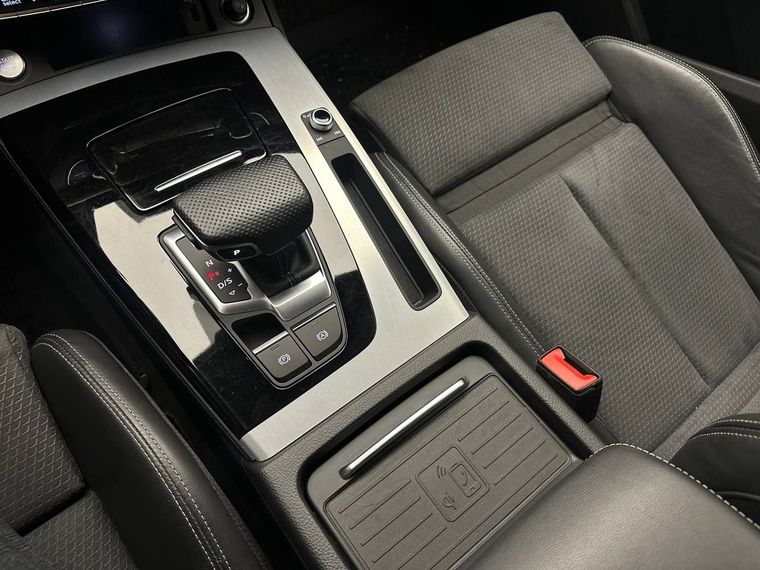Audi Q5 2021 года, 90 918 км - вид 20