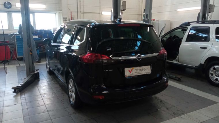 Opel Zafira 2017 года, 204 529 км - вид 4
