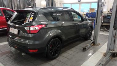 Ford Kuga 2017 года, 141 000 км - вид 3