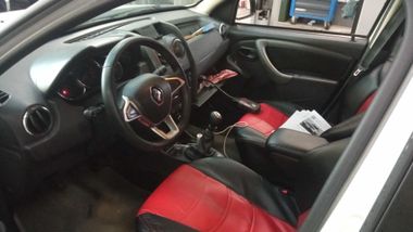 Renault Duster 2019 года, 95 000 км - вид 5