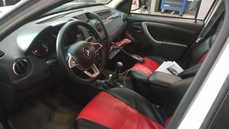 Renault Duster 2019 года, 95 000 км - вид 5 Renault Duster 2019 года, 95 000 км - вид 5