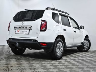 Renault Duster 2016 года, 118 000 км - вид 4