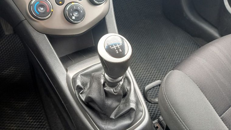 Chevrolet Aveo 2012 года, 181 556 км - вид 12