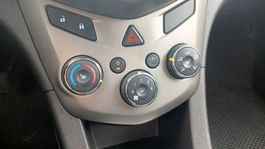 Chevrolet Aveo 2012 года, 181 556 км - вид 11