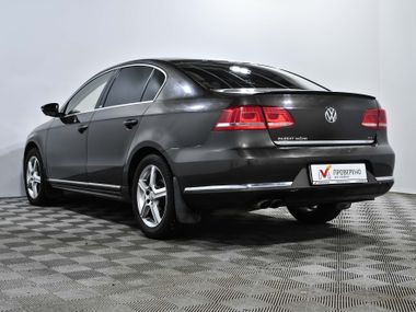 Volkswagen Passat 2014 года, 194 665 км - вид 8