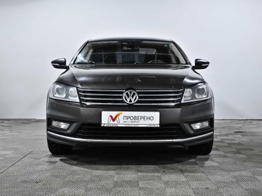 Volkswagen Passat 2014 года, 194 665 км - вид 4