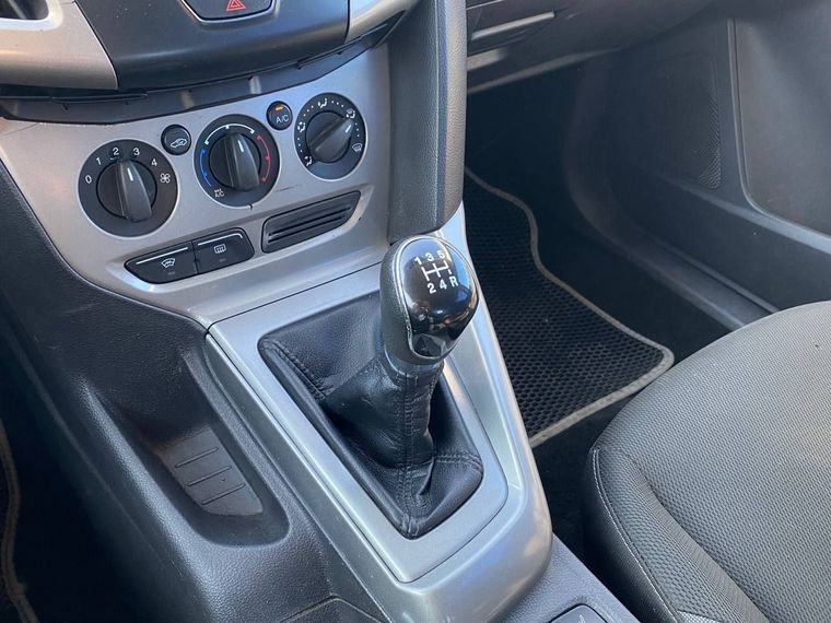 Ford Focus 2011 года, 123 990 км - вид 13