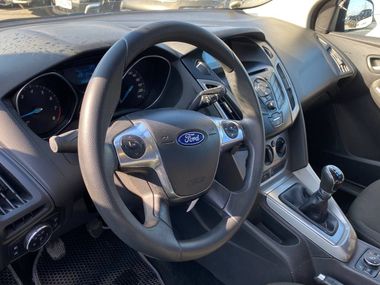 Ford Focus 2011 года, 123 990 км - вид 10