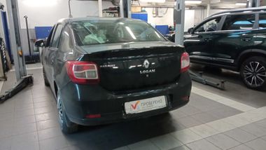 Renault Logan 2015 года, 74 000 км - вид 4