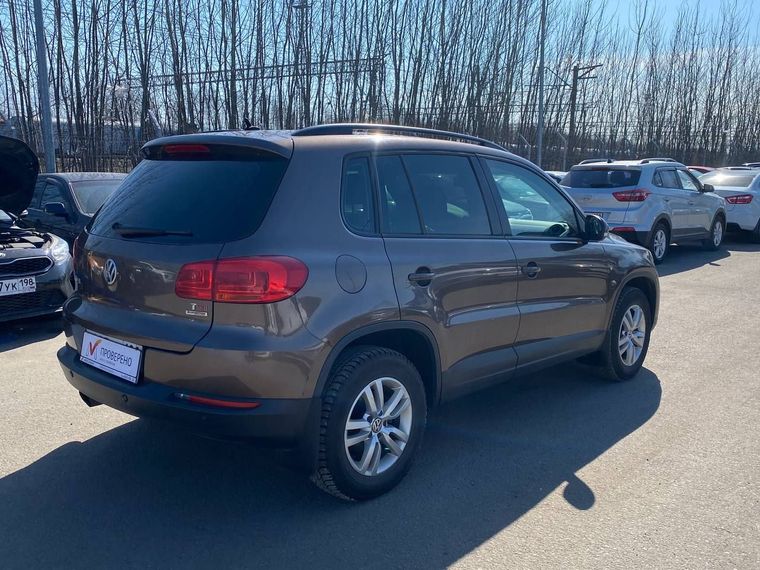 Volkswagen Tiguan 2014 года, 193 099 км - вид 4