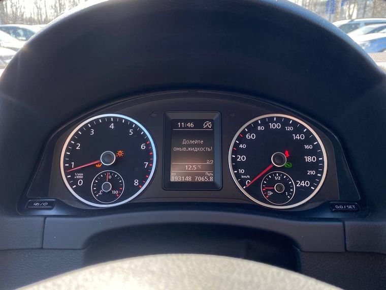 Volkswagen Tiguan 2014 года, 193 099 км - вид 8