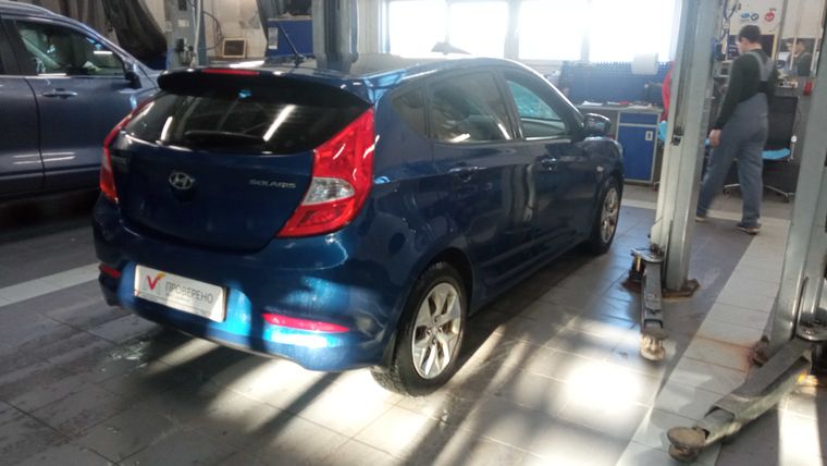 Hyundai Solaris 2015 года, 60 893 км - вид 3