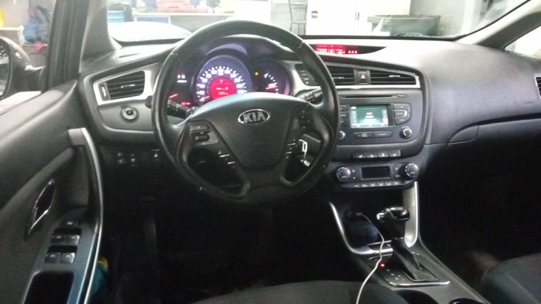 KIA Ceed 2018 года, 108 866 км - вид 5