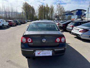 Volkswagen Passat 2008 года, 325 383 км - вид 5