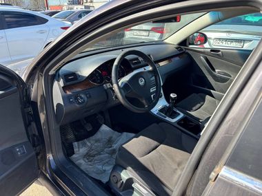 Volkswagen Passat 2008 года, 325 383 км - вид 17