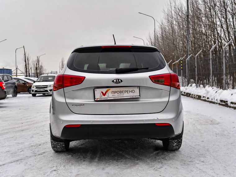 Kia Ceed 2014 года, 227 391 км - вид 4