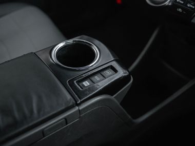 Toyota Prius Alpha 2013 года, 218 401 км - вид 10