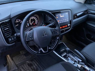 Mitsubishi Outlander 2021 года, 53 903 км - вид 10