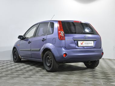 Ford Fiesta 2008 года, 140 916 км - вид 7