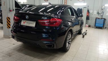 BMW X6 2017 года, 68 001 км - вид 3