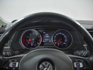 Volkswagen Tiguan 2018 года, 93 206 км - вид 8