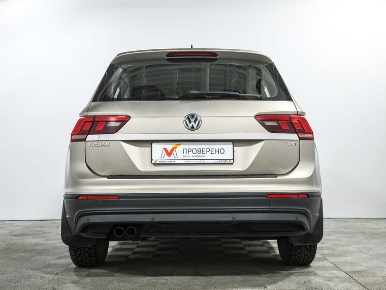 Volkswagen Tiguan 2018 года, 93 206 км - вид 6