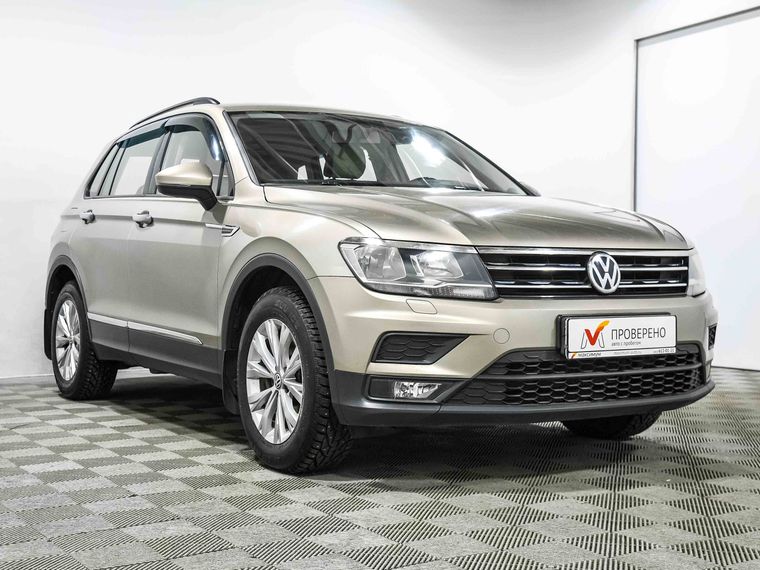 Volkswagen Tiguan 2018 года, 93 206 км - вид 4