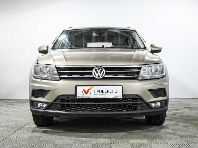 Volkswagen Tiguan 2018 года, 93 206 км - вид 3